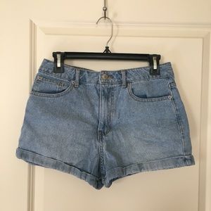 Forever 21 Light Wash Mom Shorts
